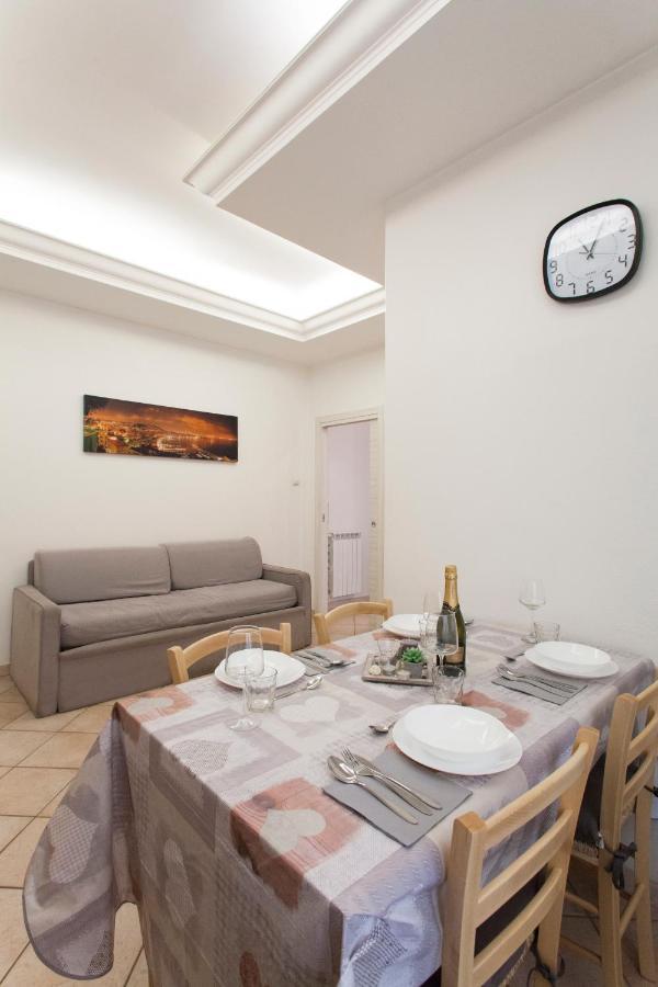 Anzio- Central Holiday House. Exteriör bild